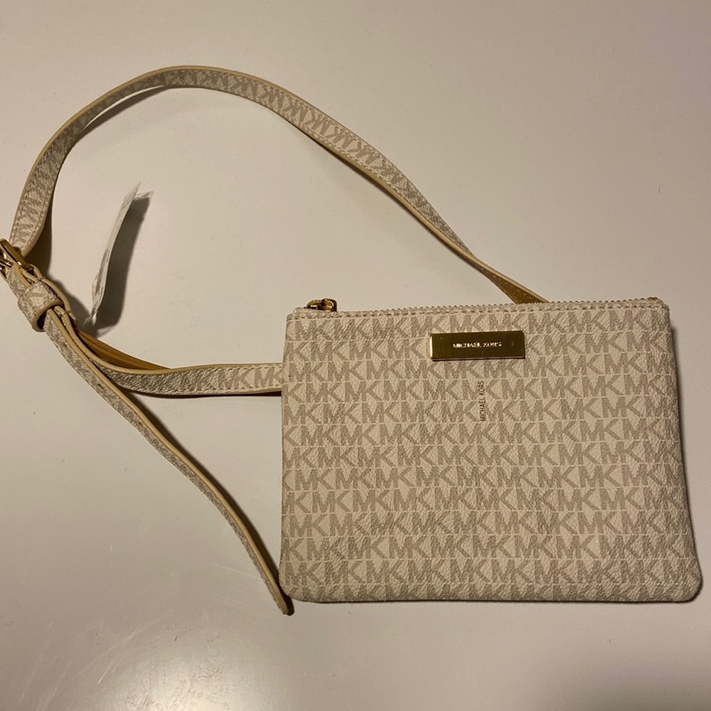 Michael Kors Signature Fanny Pack